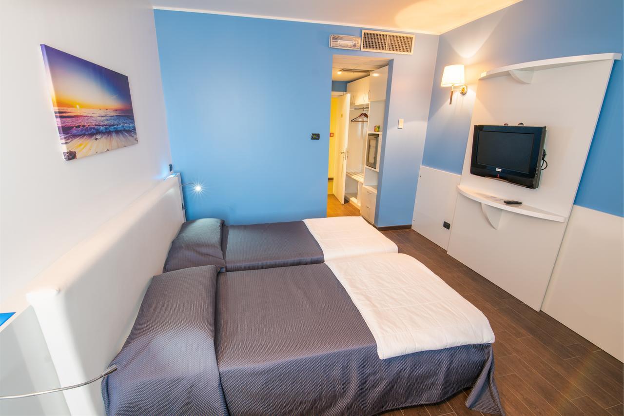 Hotel Mediterraneo Villa Cortese Zewnętrze zdjęcie